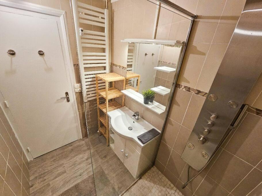 Le Bergson 3 Chambres Stationnement Gratuit Saint-Etienne  Extérieur photo